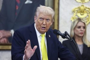 Trump ameaça erradicar o Hamas se grupo violar o cessar-fogo