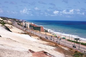 TJRN suspende decisão que barrava novas licenças e alvarás de construção na Via Costeira