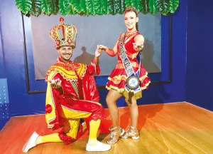 Ao som dos clarins de Momo: conheça o rei e a rainha da folia