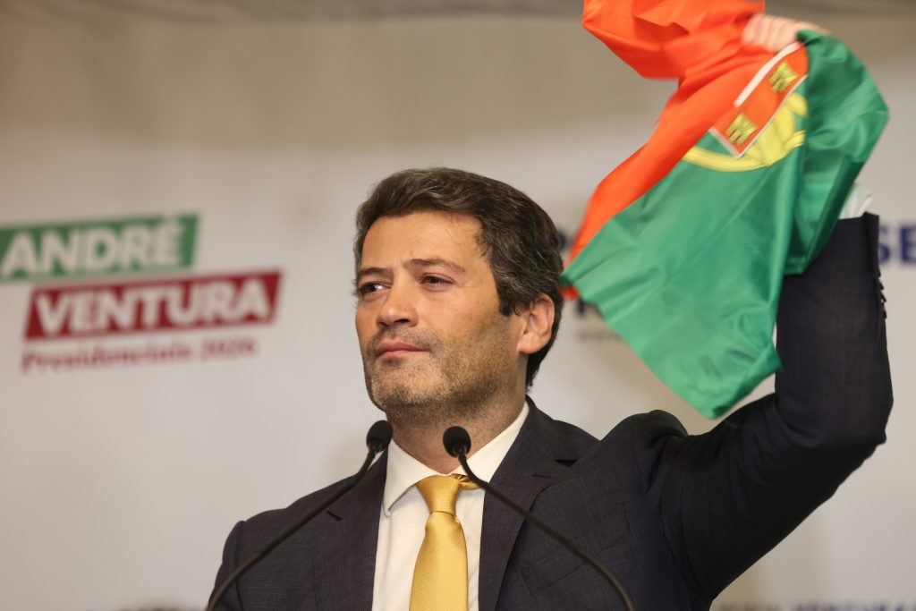 Parlamento de Portugal derruba imunidade de André Ventura