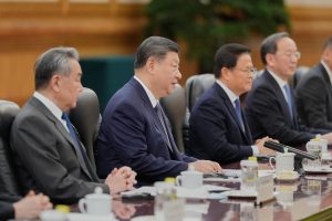 China amplia produção de submarinos nucleares e desafia EUA