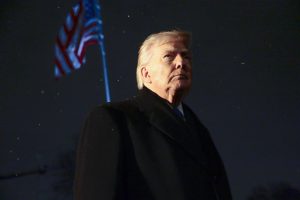 Trump ameaça Irã com “fase 2 dura” se não tiver acordo nuclear