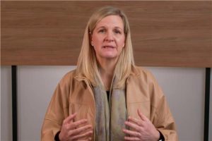 COI proíbe atletas trans de competir na modalidade feminina