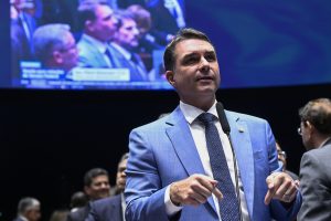 Trump não irá declarar apoio a Flávio Bolsonaro, avalia Paulo Figueiredo