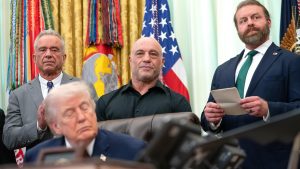 Trump acelera acesso a tratamentos com drogas psicodélicas